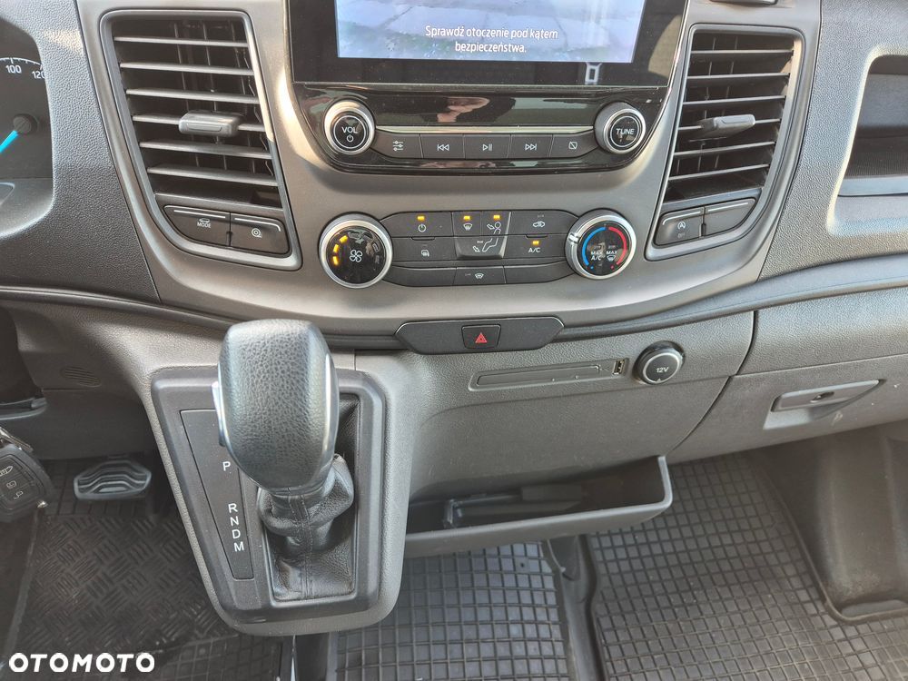 Ford Transit MK8 Lift - 25