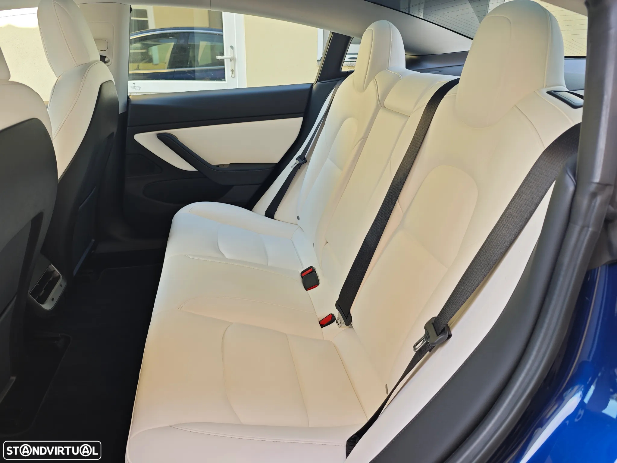 Tesla Model 3 Long Range AWD Dual Motor Performance - 28