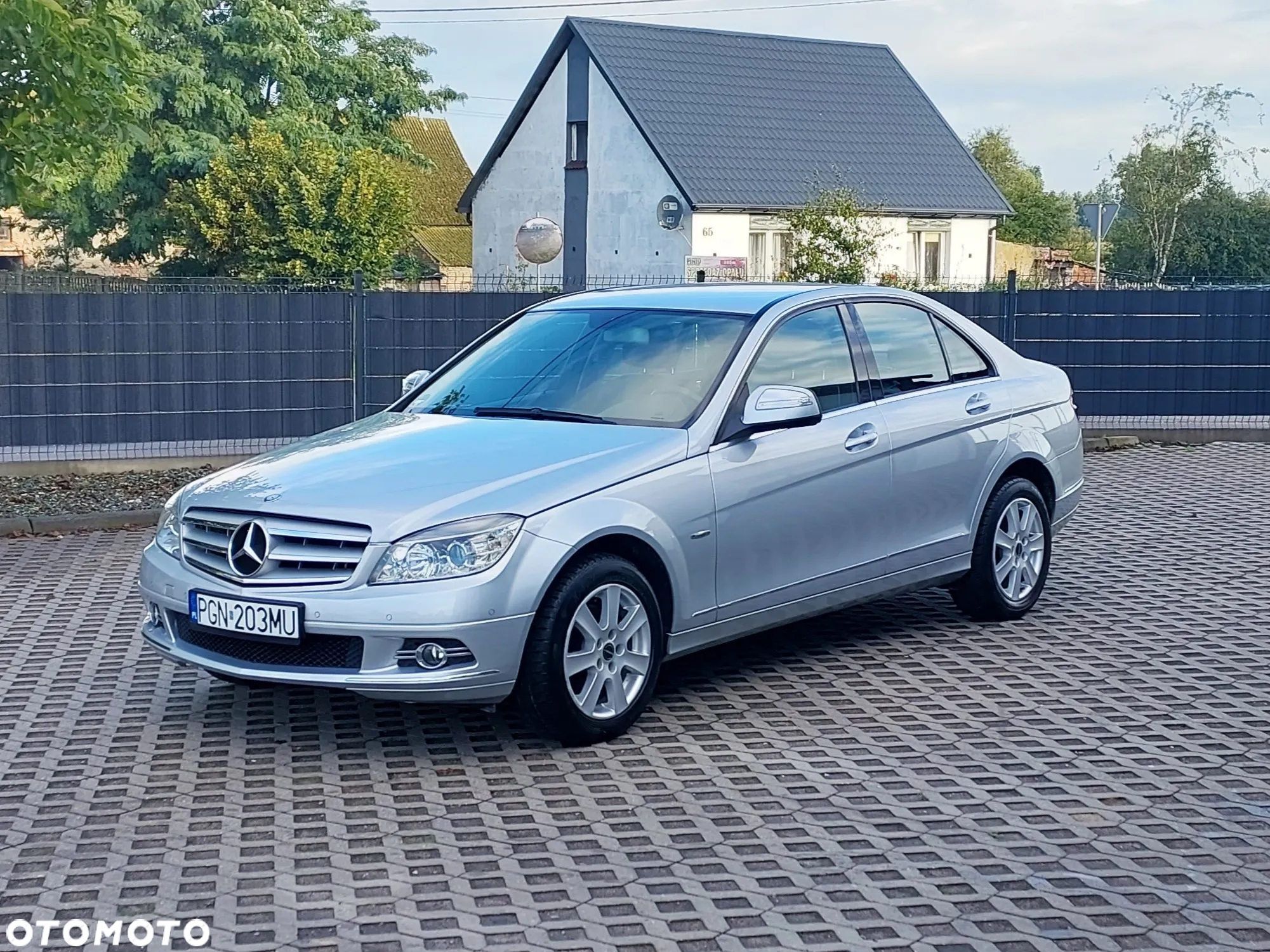 Mercedes-Benz Klasa C - 2