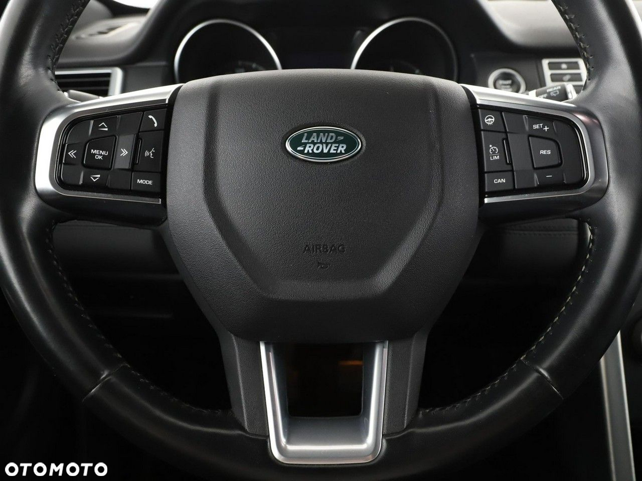 Land Rover Discovery Sport - 21