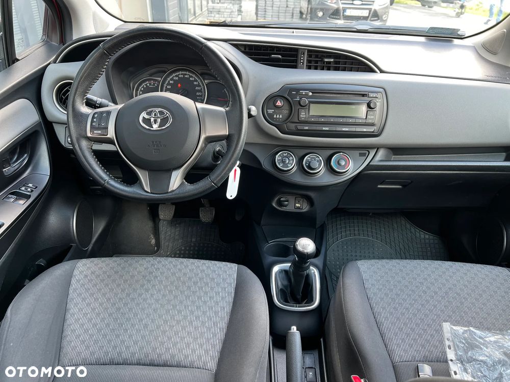 Toyota Yaris 1.0 Luna - 9