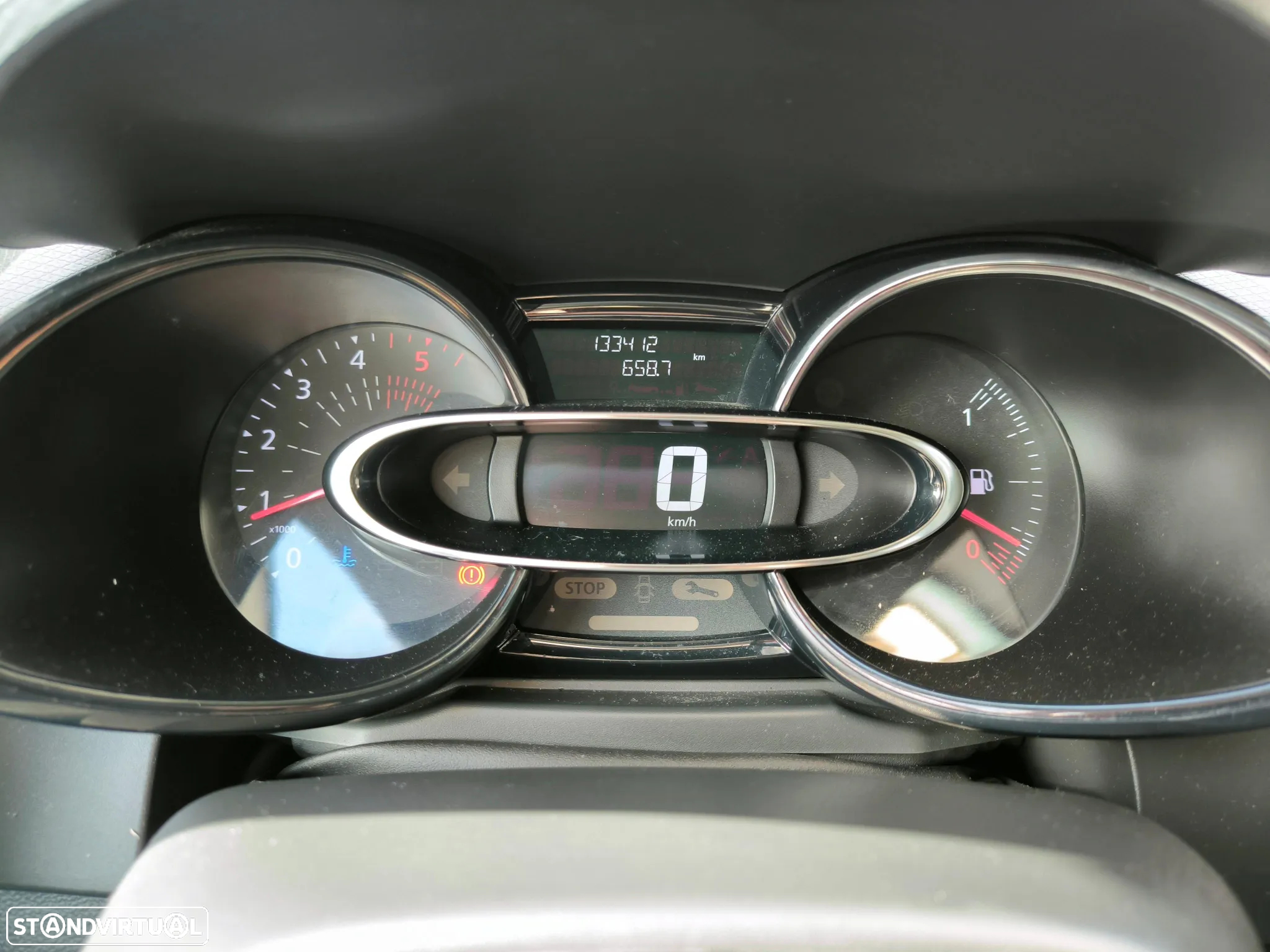 Renault Clio Sport Tourer 1.5 dCi Confort - 10