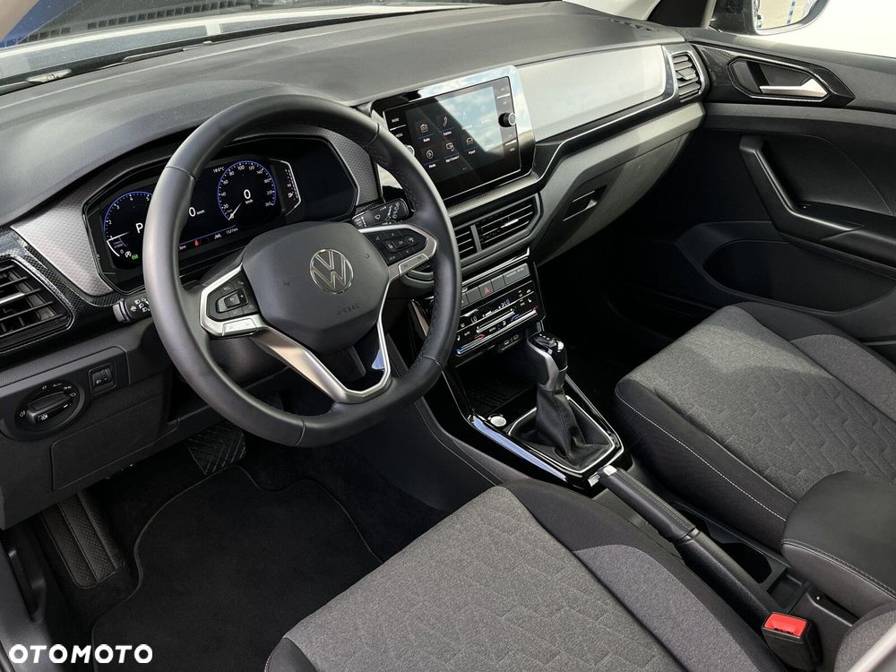 Volkswagen T-Cross - 21