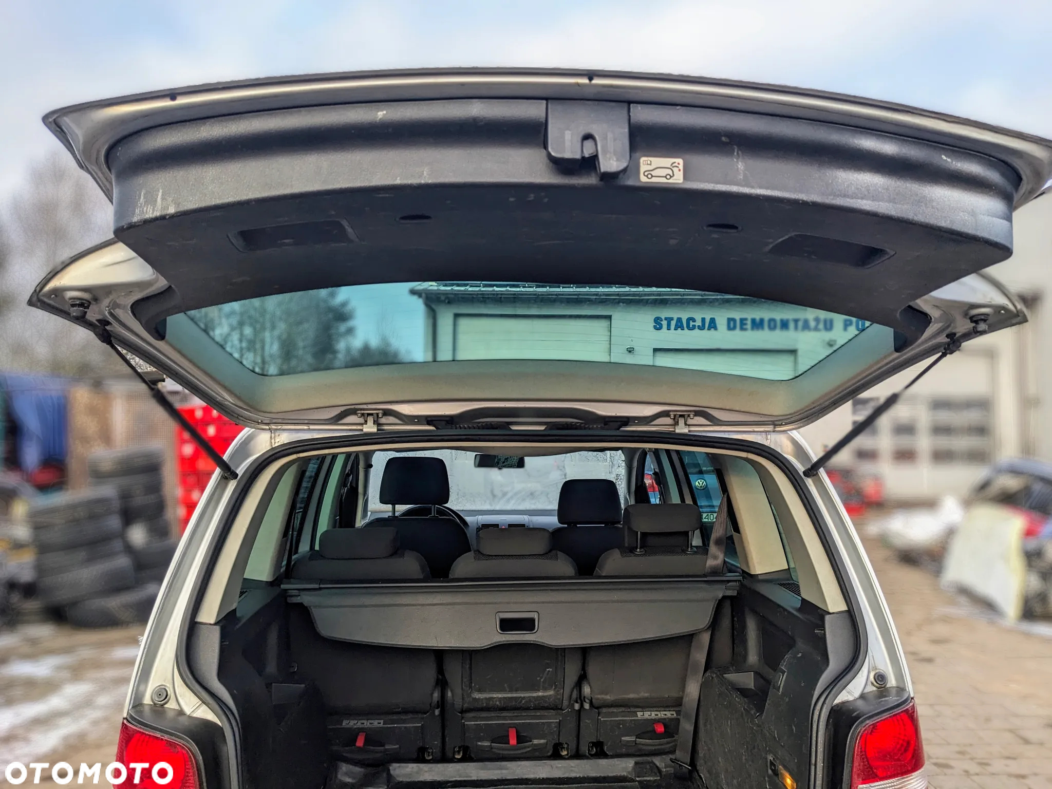 Volkswagen Touran 2.0 TDI LA7W na części - 13