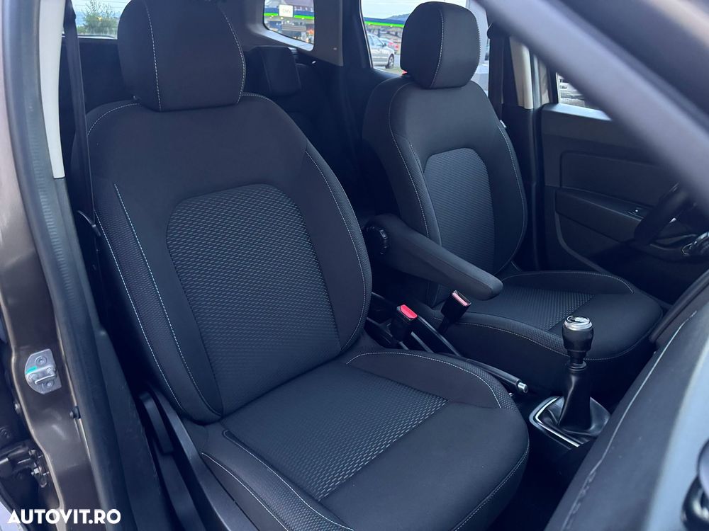 Dacia Duster TCe 125 4x4 Prestige - 4