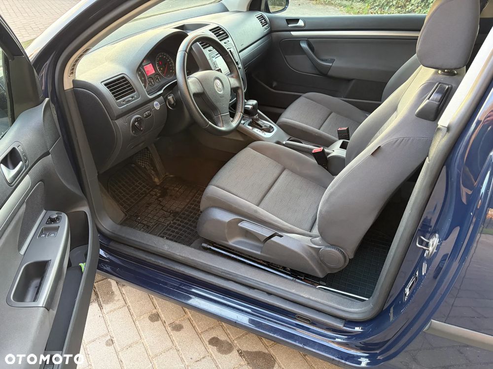 Volkswagen Golf 1.6 Automatik Trendline - 8