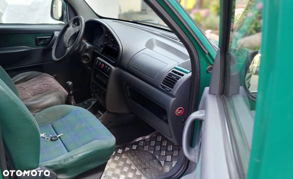 Peugeot Partner - 6