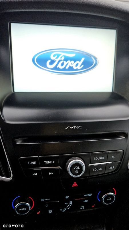 Ford Focus 2.0 TDCi Titanium ASS - 20