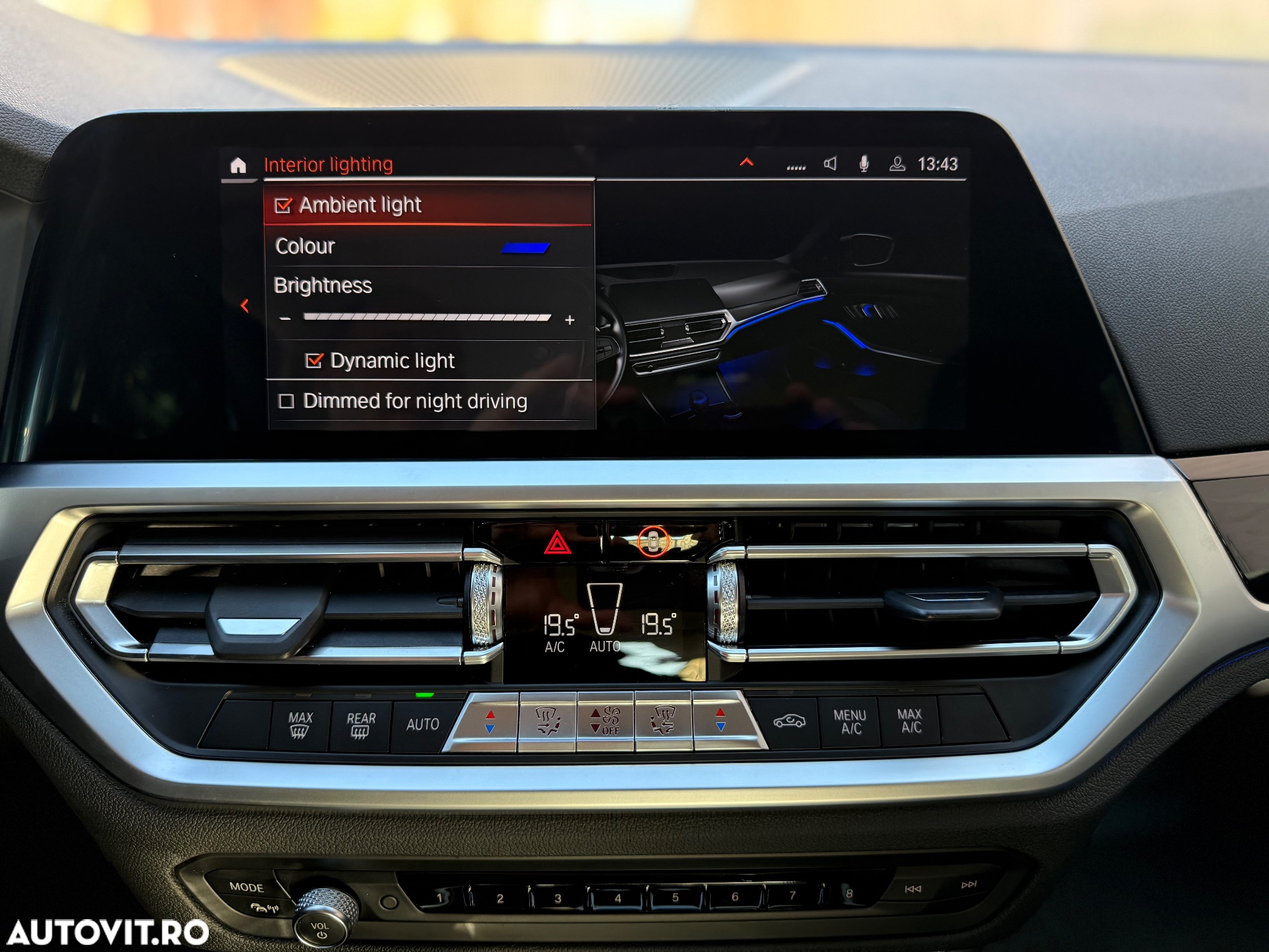 BMW Seria 3 318i Aut. Sport Line - 15
