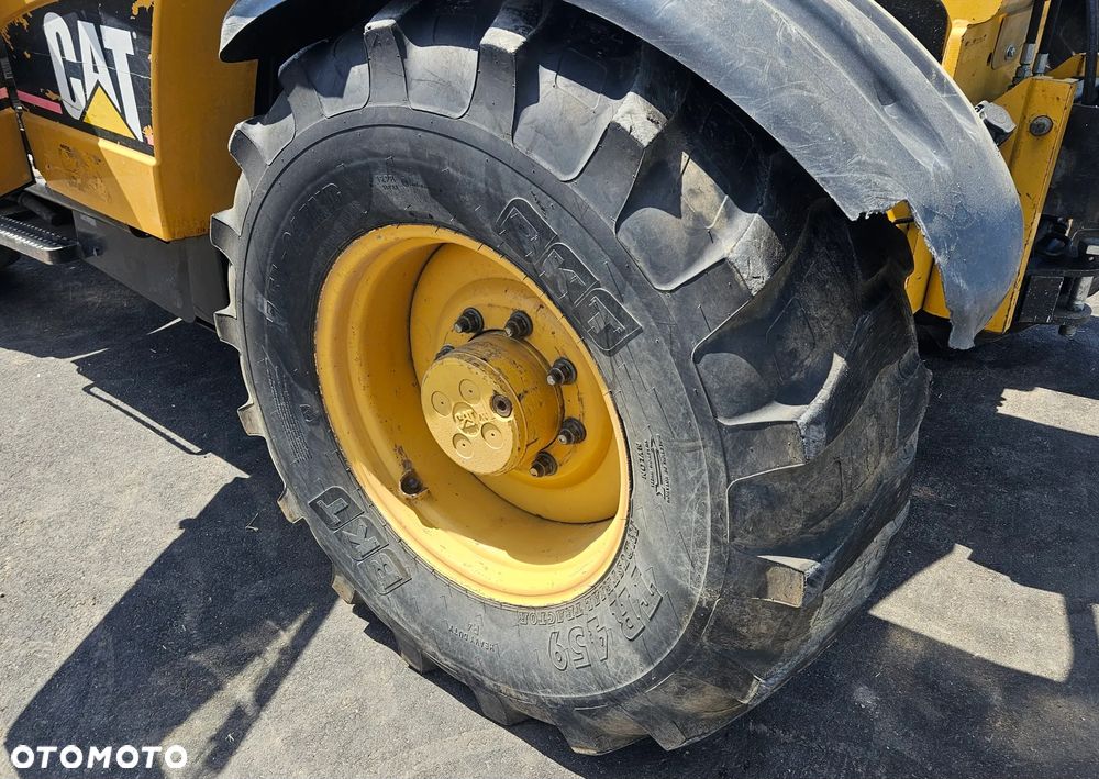 Caterpillar TH220B - 19