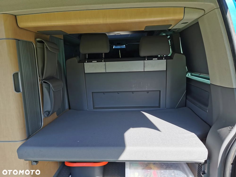 Volkswagen California - 17
