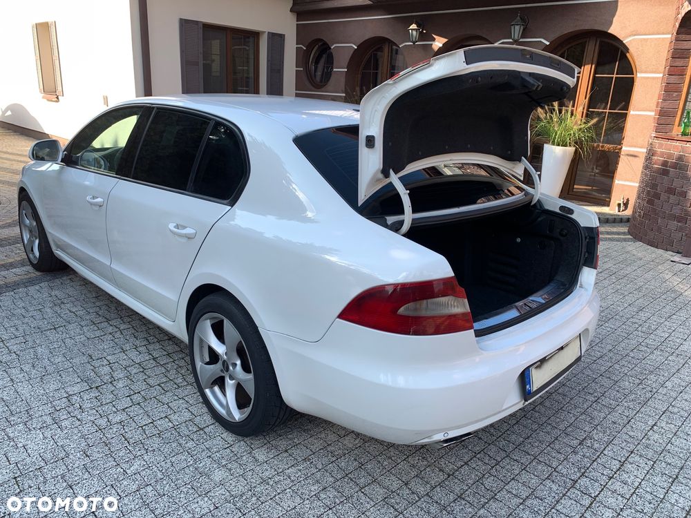 Skoda Superb 2.0 TDI Family - 5