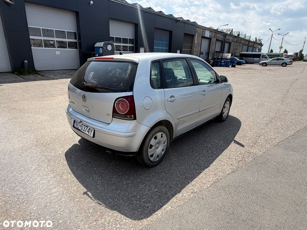 Volkswagen Polo 1.2 12V Comfortline - 4