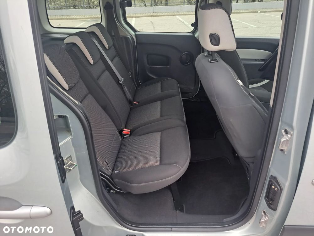 Renault Kangoo 1.6 16V 105 Happy Family - 9