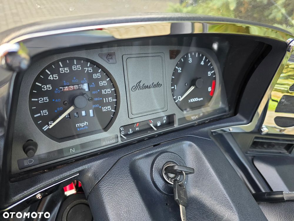 Honda GL - 8