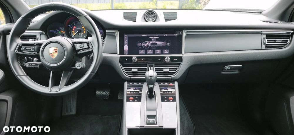 Porsche Macan T - 10