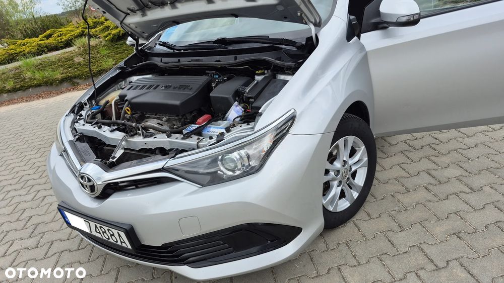 Toyota Auris - 8