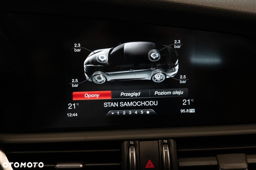 Alfa Romeo Giulia 2.0 Turbo Veloce Q4 - 19