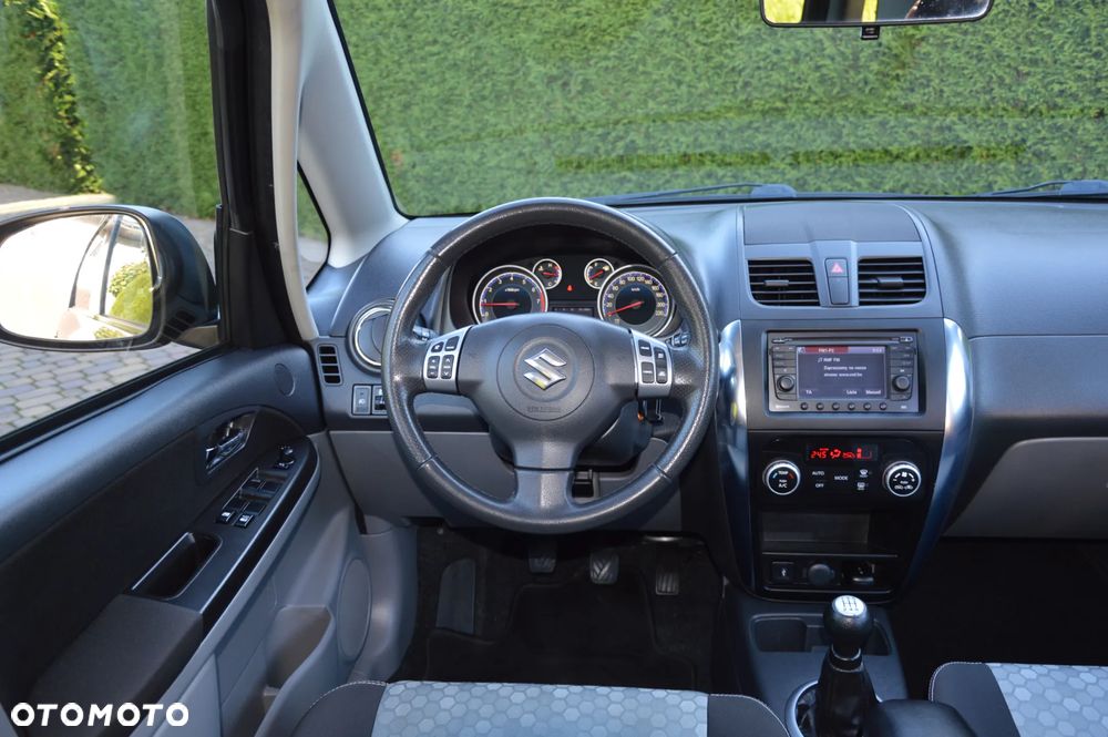 Suzuki SX4 1.6 VVT 4x2 Style - 17