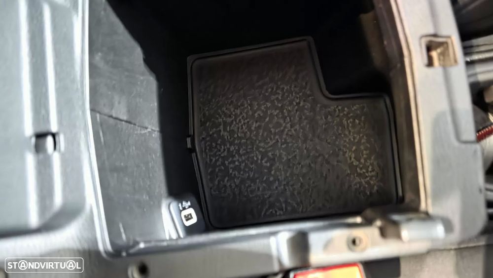 Jeep Gladiator 3.0 CRD Sport AT8 - 48