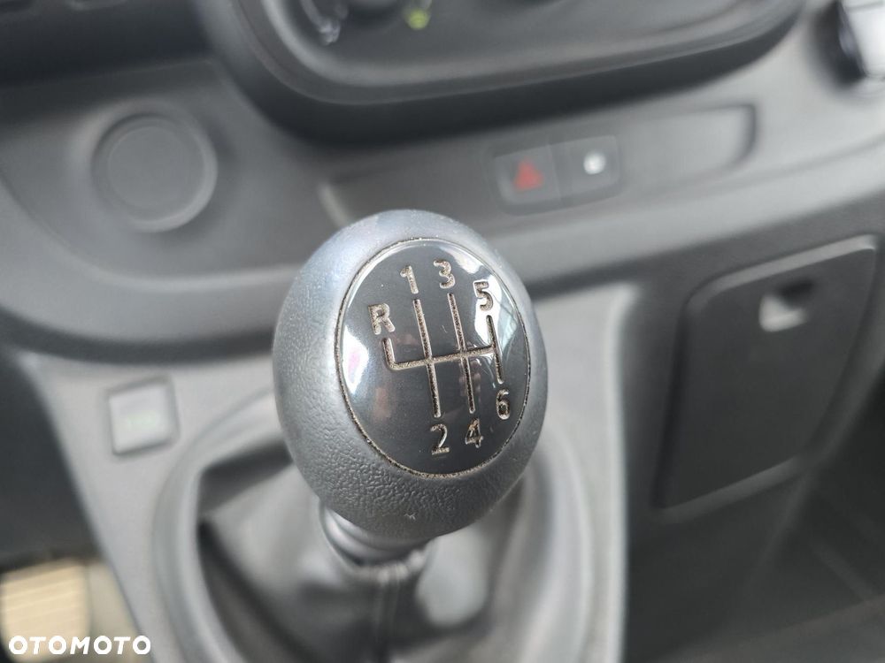 Renault trafic - 17