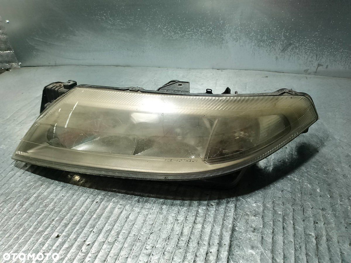 LAMPA PRZÓD LEWA XENON RENAULT LAGUNA II 8200163323   89006908 - 1