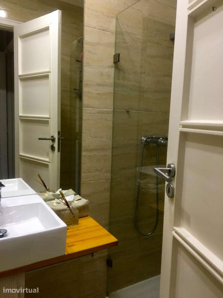 Quarto - localizado em Carcavelos Lisbon - Grande imagem: 4/14