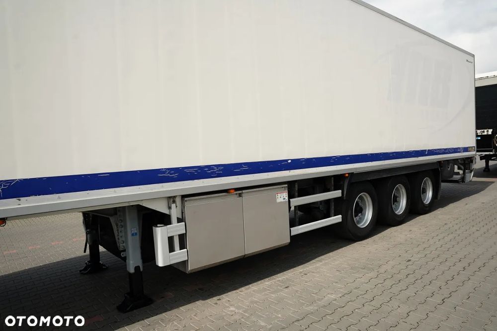 Chereau CHŁODNIA / CARRIER VECTOR 1950 MT / MULTITEMPERATURA / OŚ PODNOSZONA / WINDA 2 500 KG / ROLETA - 10