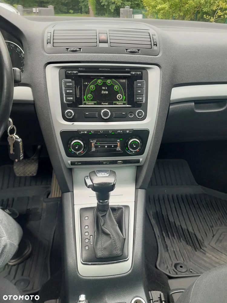 Skoda Octavia 2.0 TDI DSG Elegance - 14