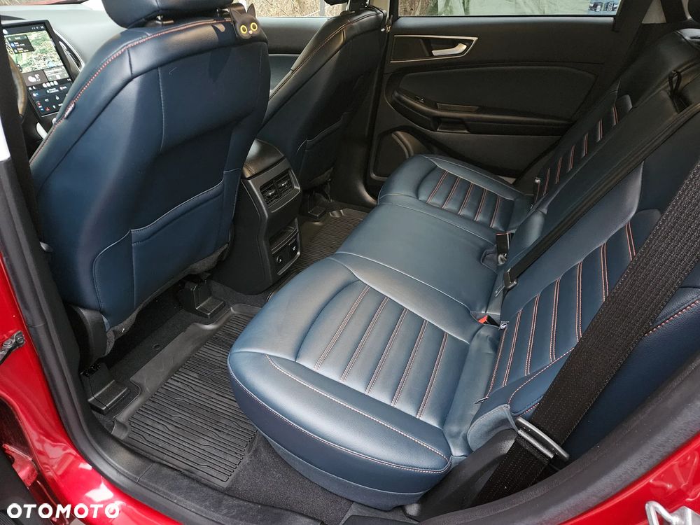 Ford Edge - 16