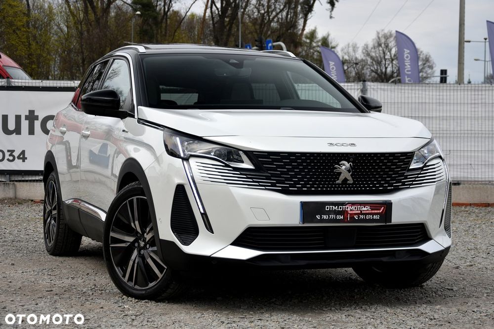 Peugeot 3008 1.6 PureTech HYbrid4 GT Line S&S EAT8 - 11