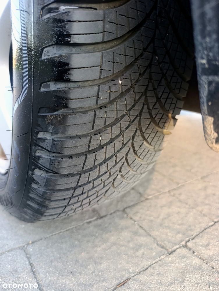 Volkswagen New Beetle 2.0 - 17