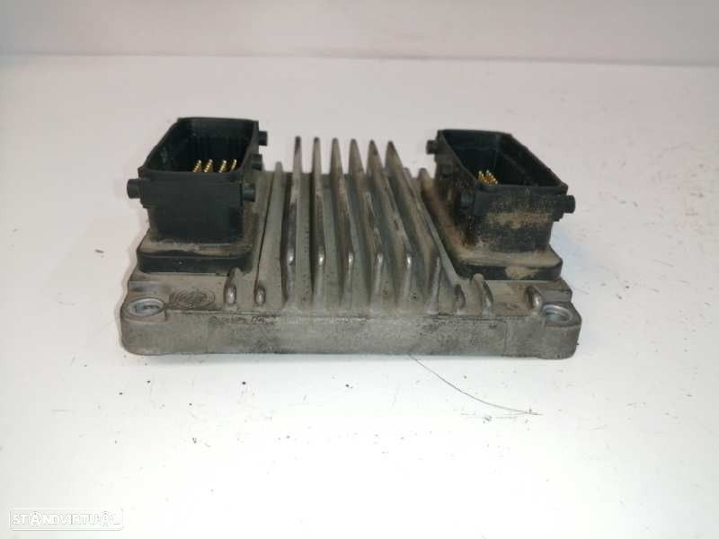 CENTRALINA MOTOR UCE OPEL CORSA C 2002 -09391259 - 2