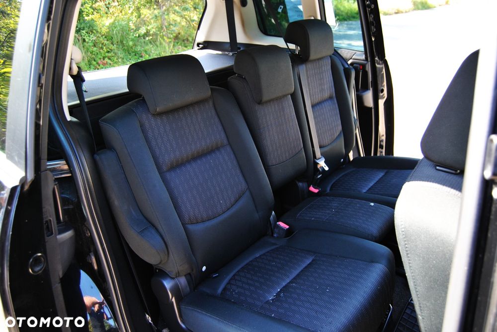 Mazda 5 2.0 CD Exclusive + - 11