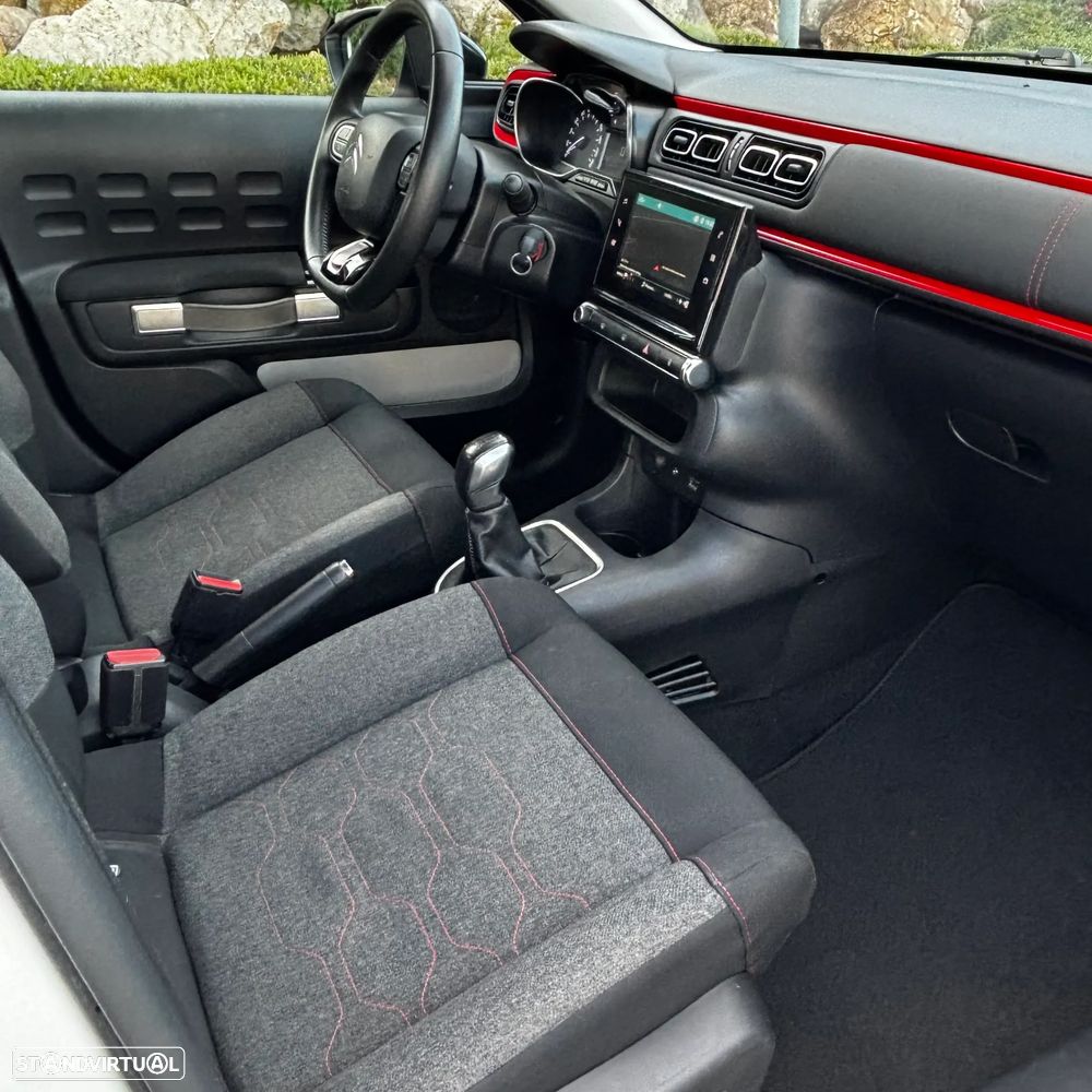Citroën C3 1.2 PureTech Shine - 16