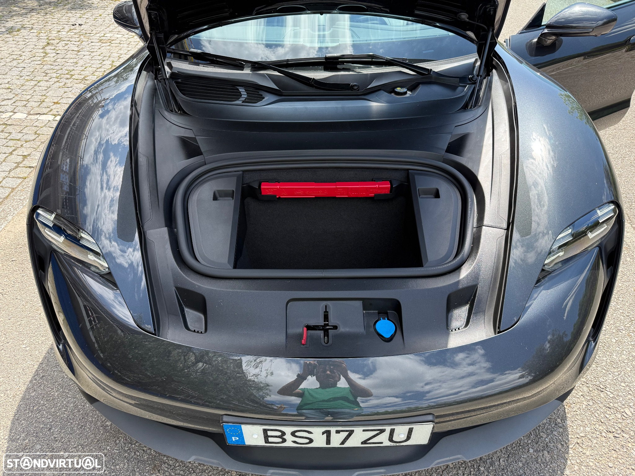 Porsche Taycan Cross Turismo 4 - 26