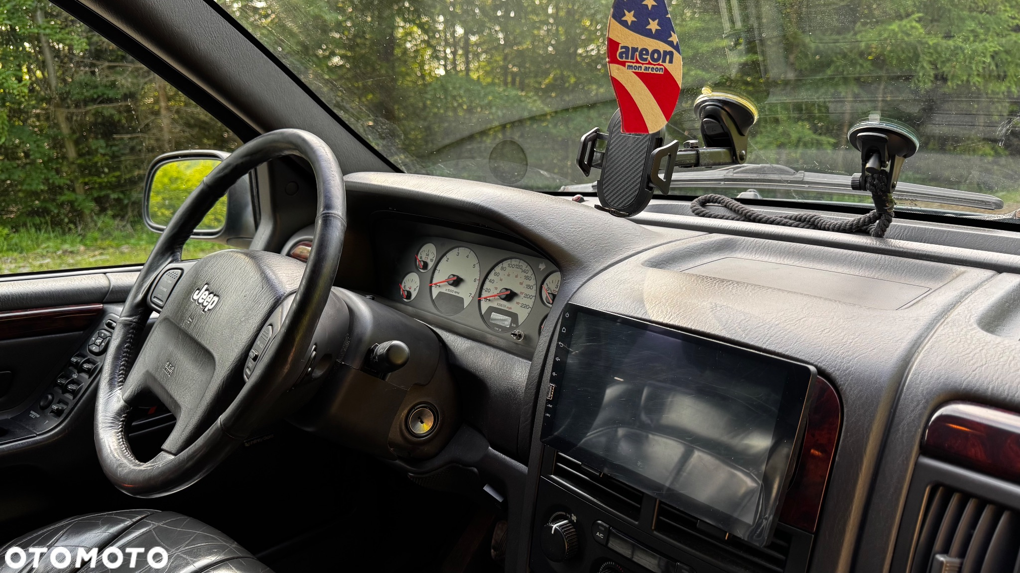 Jeep Grand Cherokee 4.7 Limited - 18
