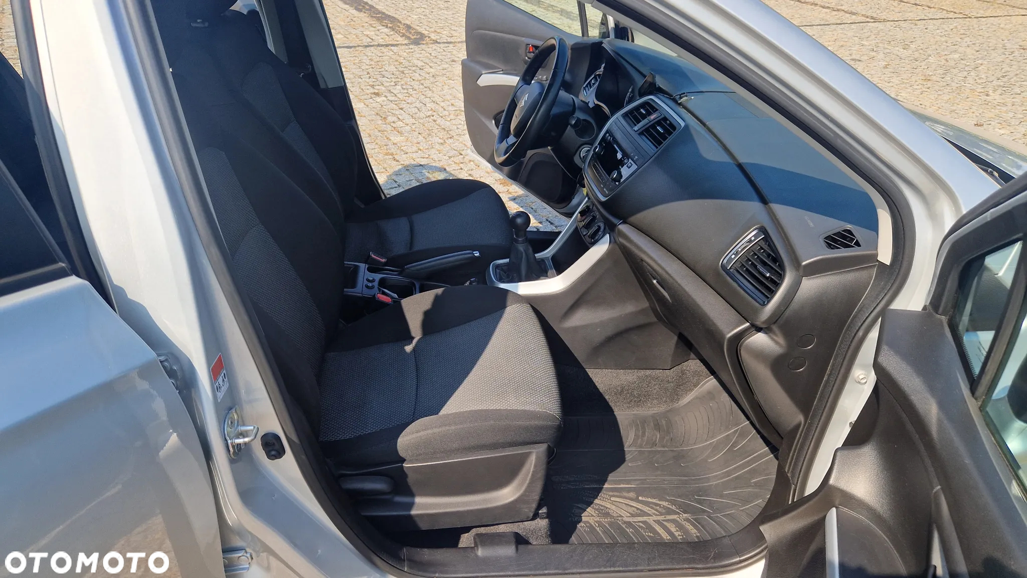 Suzuki SX4 S-Cross - 25