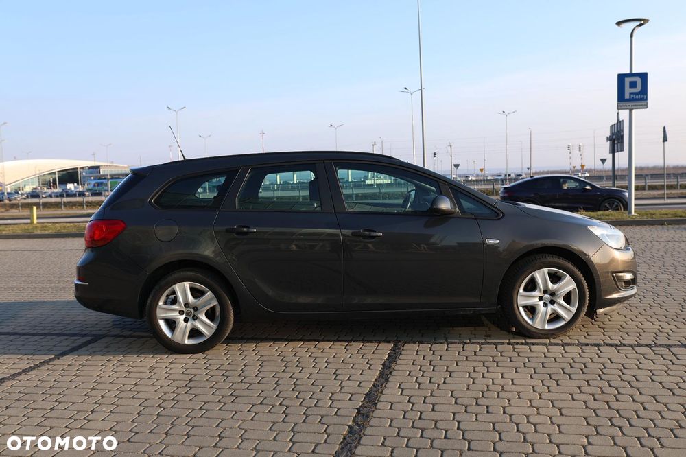 Opel Astra 1.7 CDTI DPF Cosmo - 7