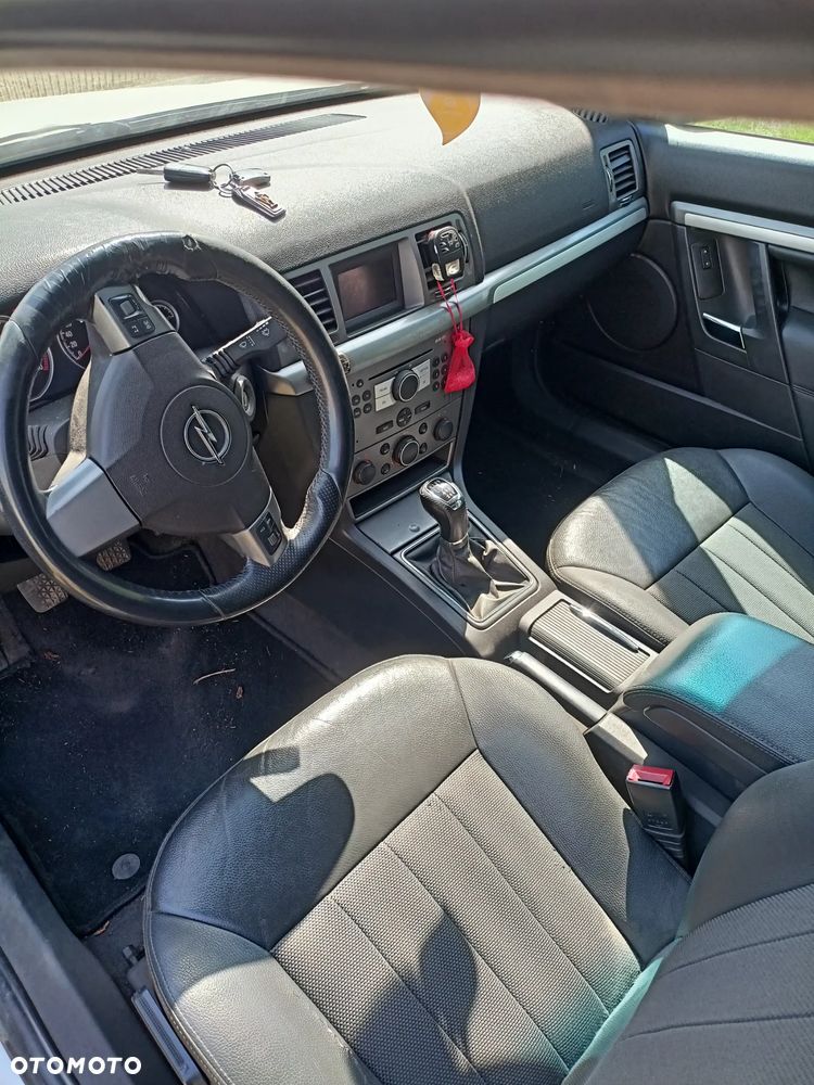 Opel Vectra GTS 1.9 CDTI - 2
