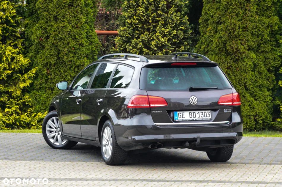 Volkswagen Passat 2.0 TDI Comfortline - 21