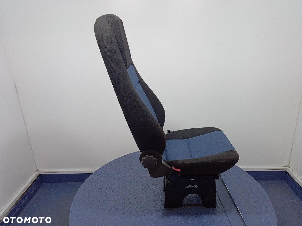 RENAULT TRAFIC II FOTEL PASAŻERA TYLNY CARPOL - 4