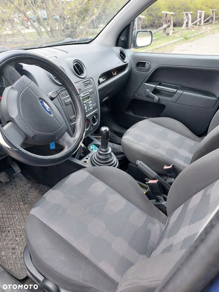 Ford Fusion 1.4 Trend - 10