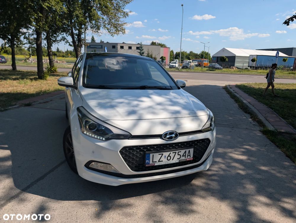 Hyundai i20 - 22