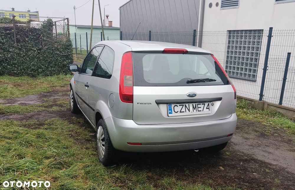 Ford Fiesta - 6