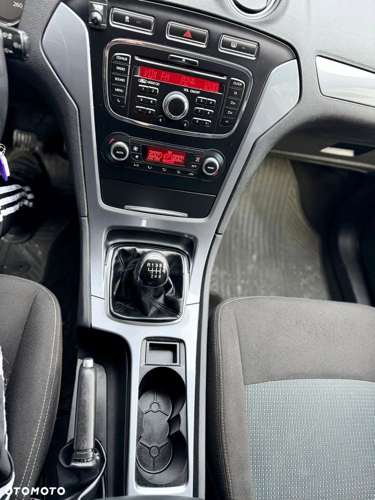 Ford Mondeo 2.0 TDCi Trend - 28