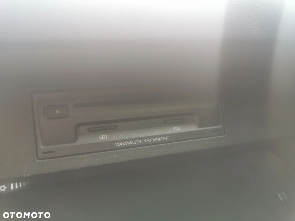 Volkswagen Passat Variant 2.0 TDI BMT Comfortline - 19