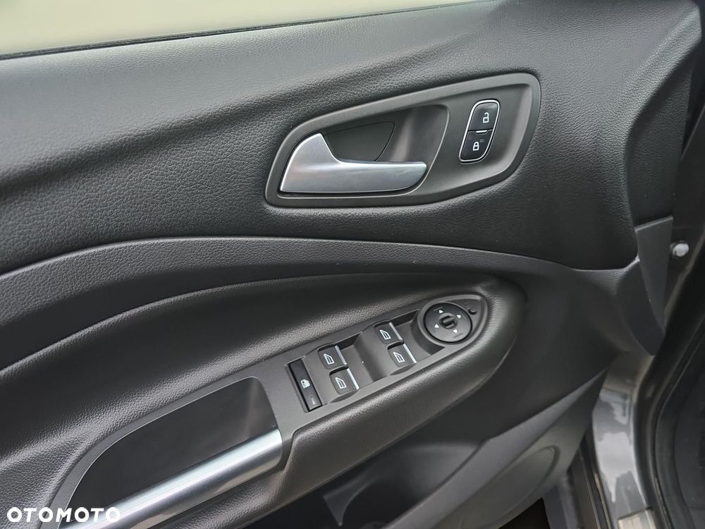 Ford Kuga 1.5 EcoBoost FWD ST-Line - 10