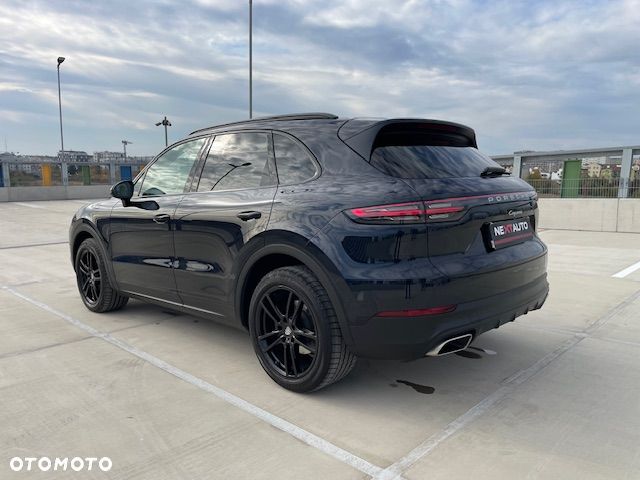 Porsche Cayenne - 7