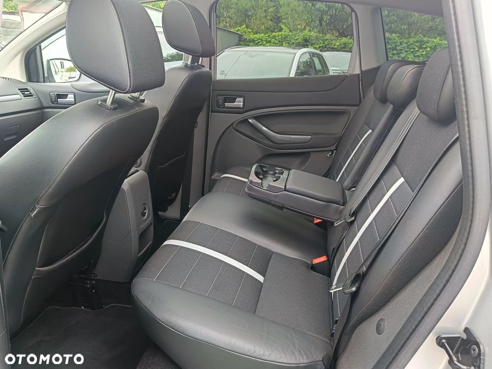 Ford Kuga 2.0 TDCi 4WD Titanium - 5